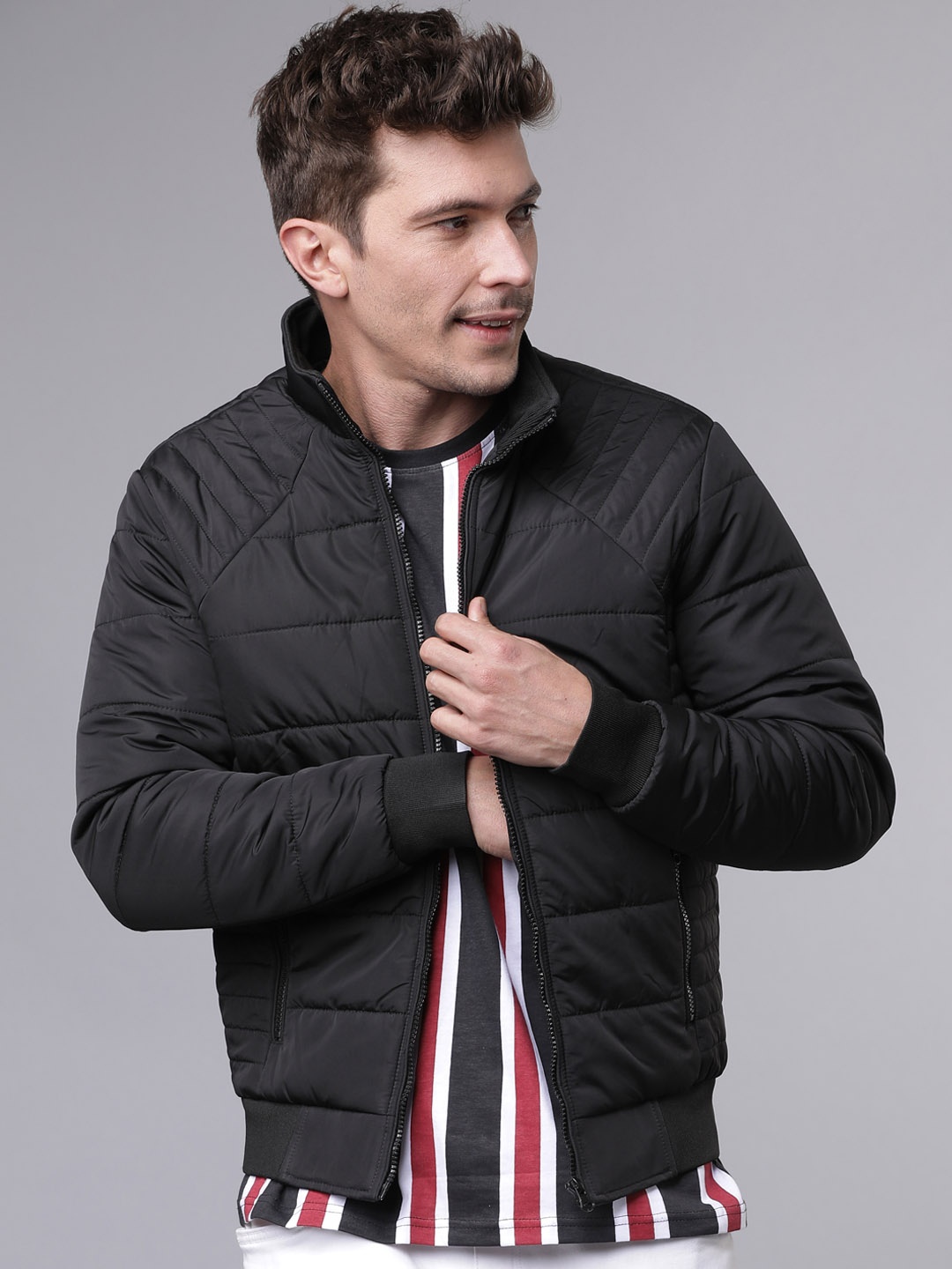 

HIGHLANDER Men Black Solid Padded Jacket