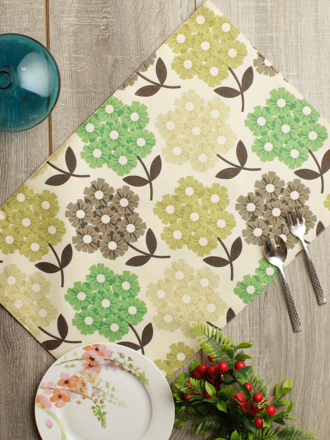 

Soumya Set Of 6 Green & Beige Floral-Printed Shrinkage Proof & Colour Fast Table Placemats