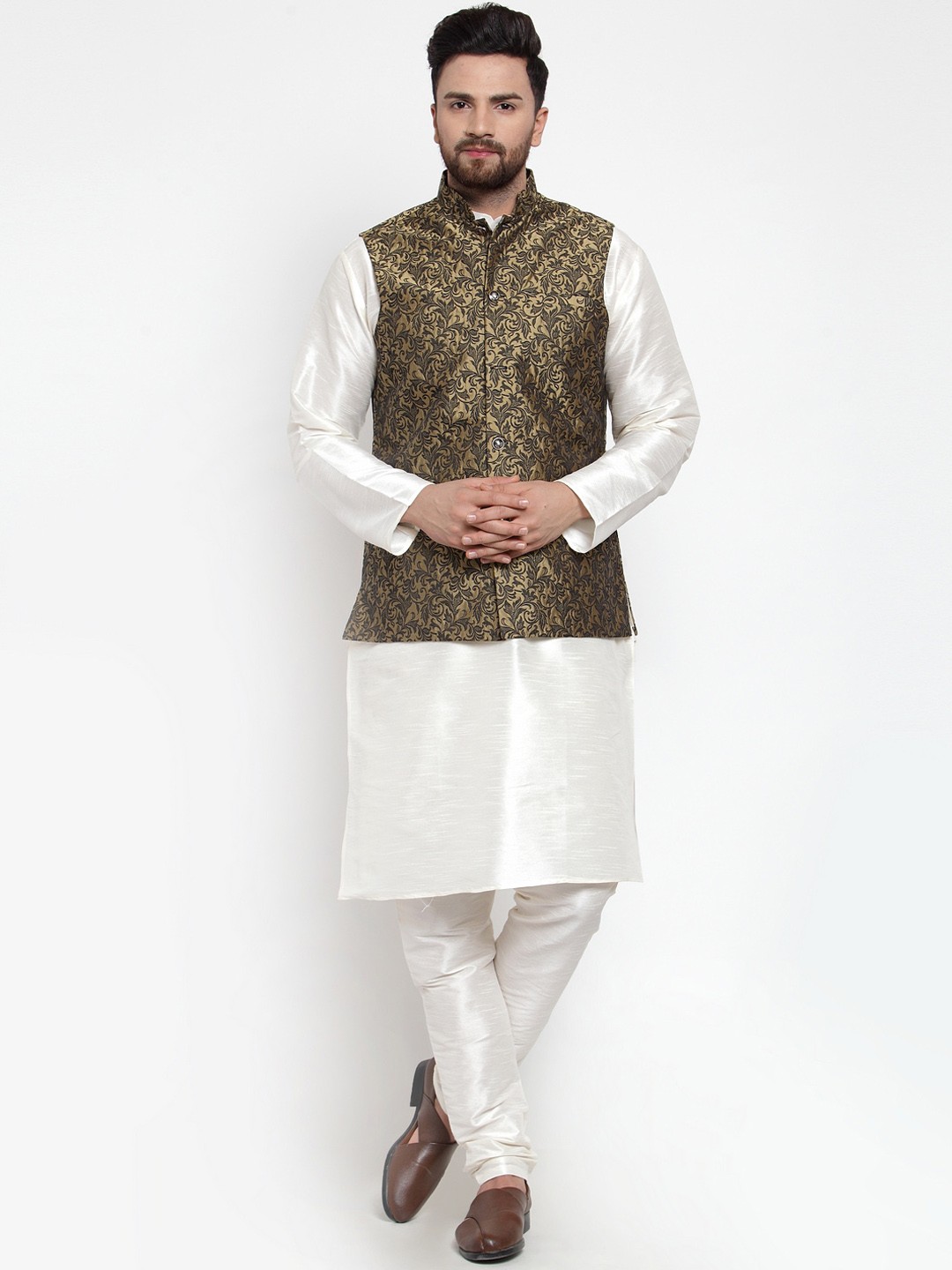 

Jompers Men White & Gold-Toned Solid Kurta with Churidar And Nehru Jacket