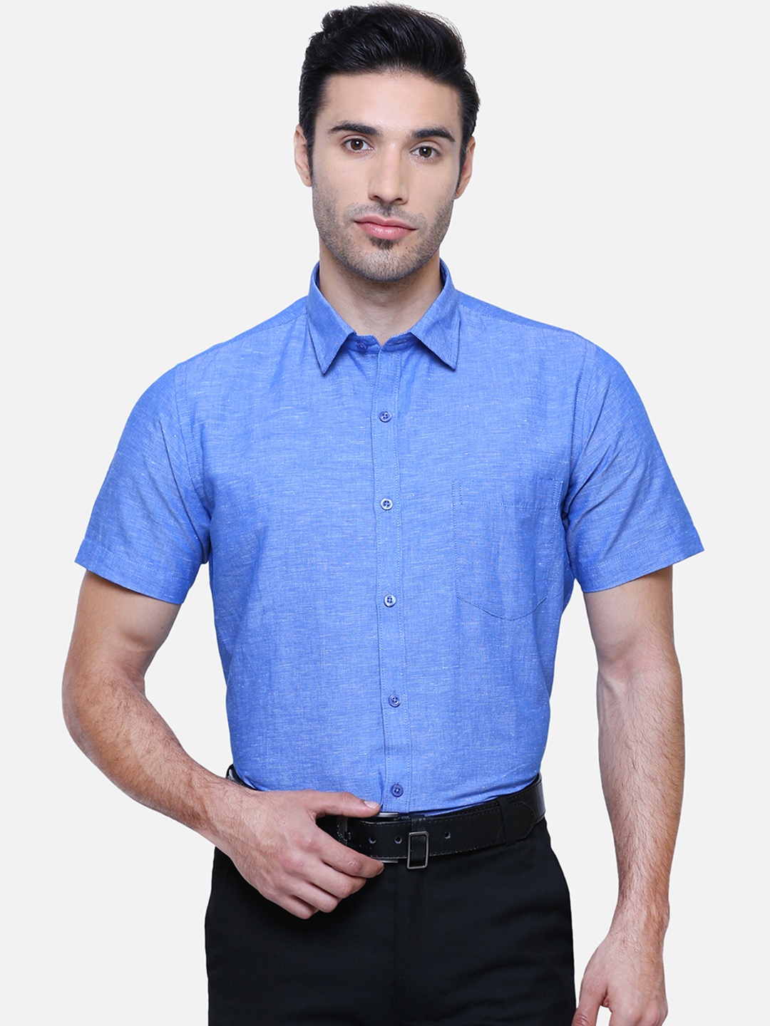 

Southbay Men Blue Smart Slim Fit Solid Formal Shirt
