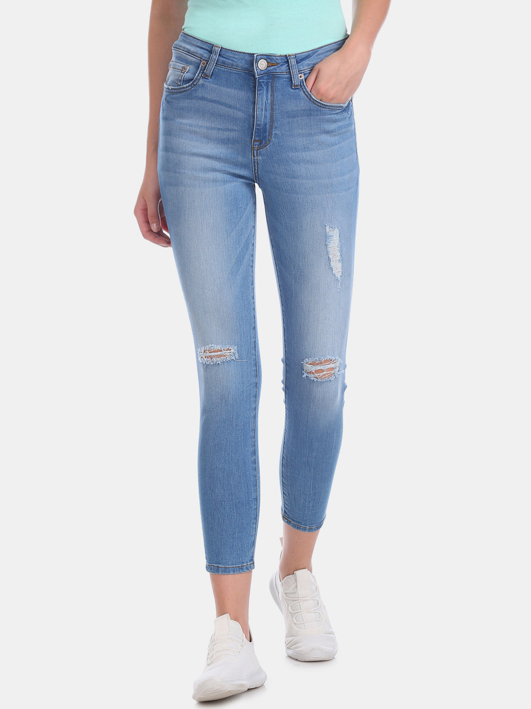 

Aeropostale Women Blue Slim Fit Mid-Rise Mildly Distressed Stretchable Jeans