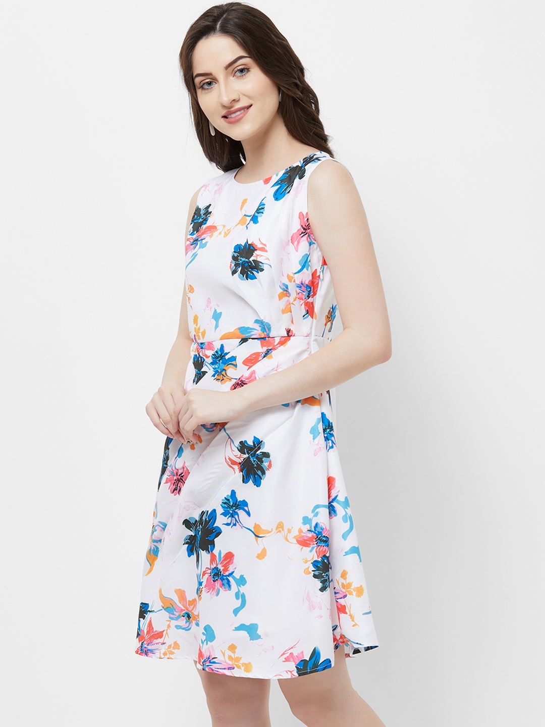

MISH Women White & Blue Floral Printed Fit and Flare Dress