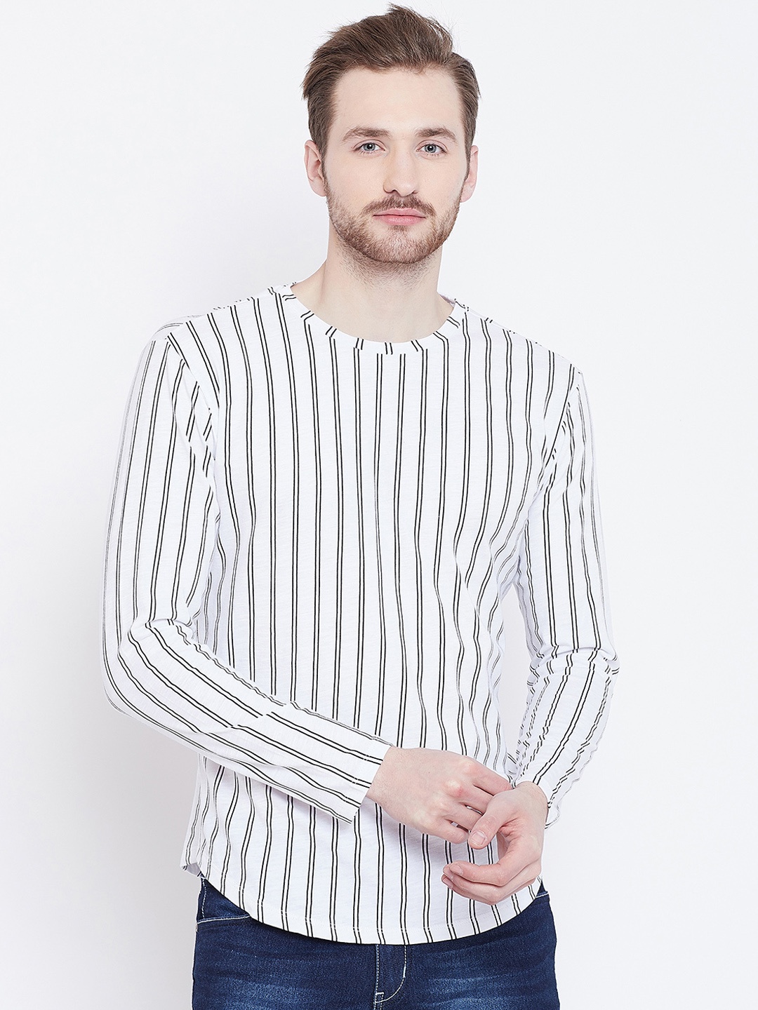 

LE BOURGEOIS Men Black Striped Round Neck Pure Cotton T-shirt