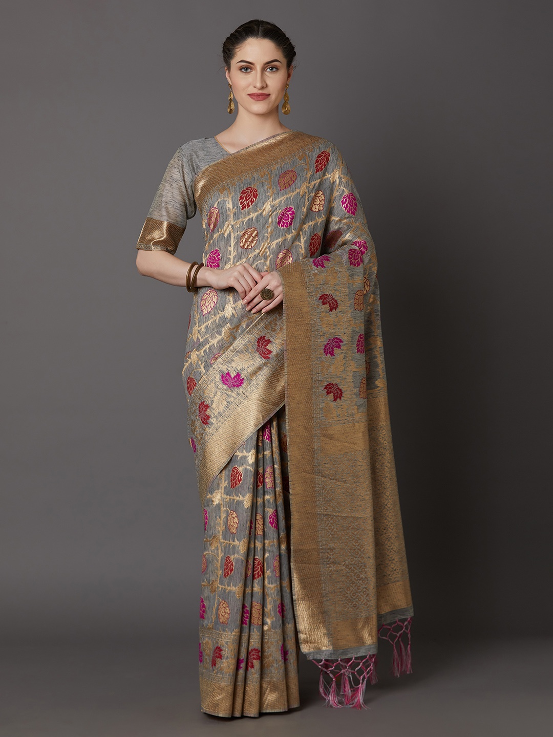 

Mitera Grey Silk Blend Woven Design Kanjeevaram Saree