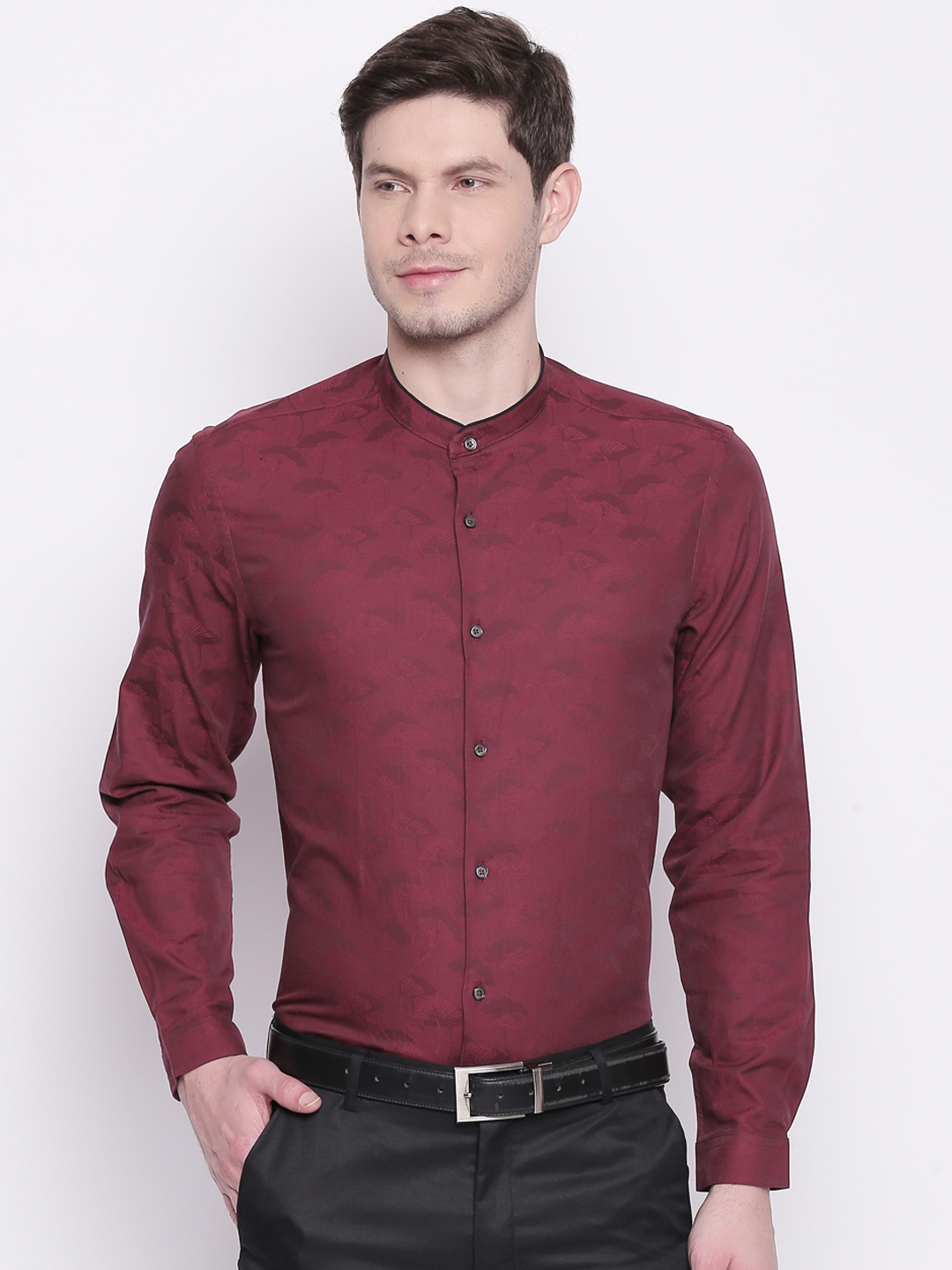 

RICHARD PARKER by Pantaloons Men Maroon Slim Fit Self Design Party Shirt