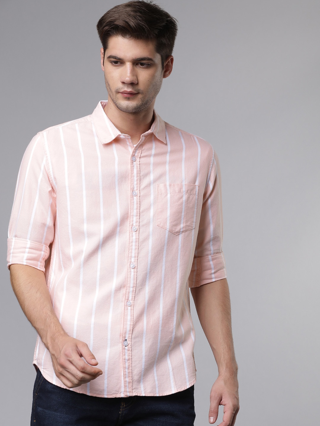 

HIGHLANDER Men Peach-Coloured & White Slim Fit Striped Casual Shirt