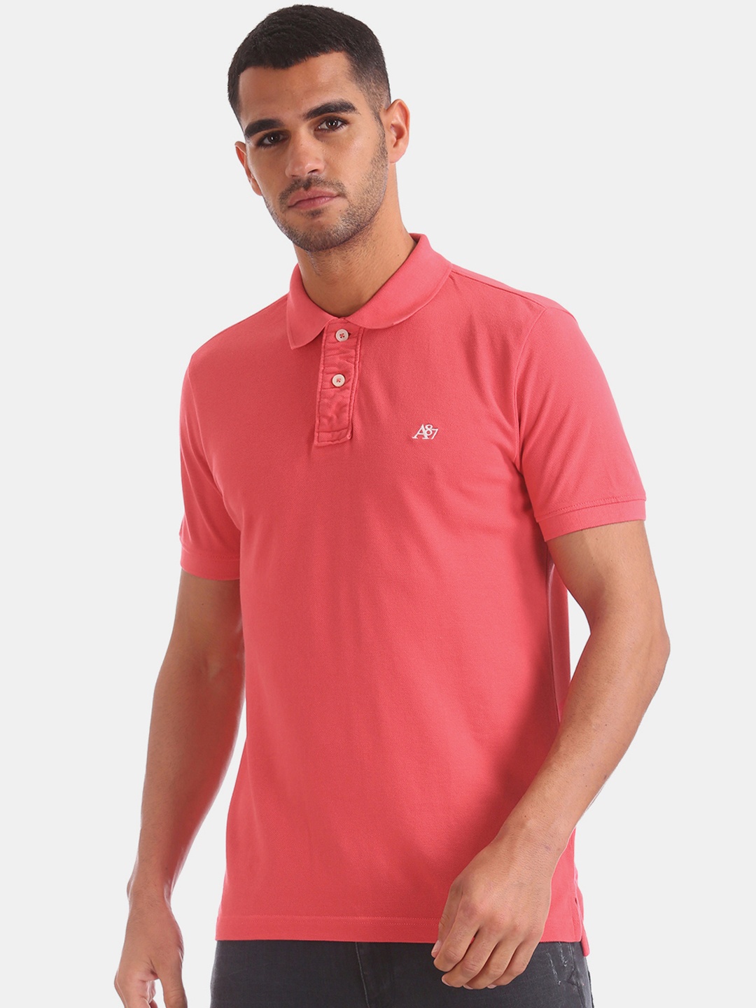 

Aeropostale Men Pink Solid Polo Collar Pure Cotton T-shirt