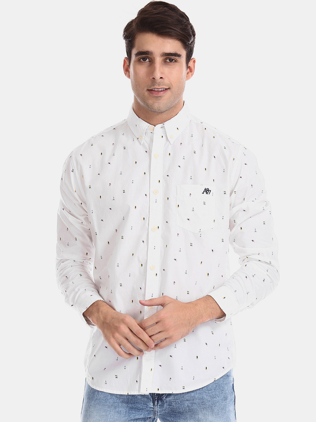 

Aeropostale Men White & Black Regular Fit Printed Casual Shirt