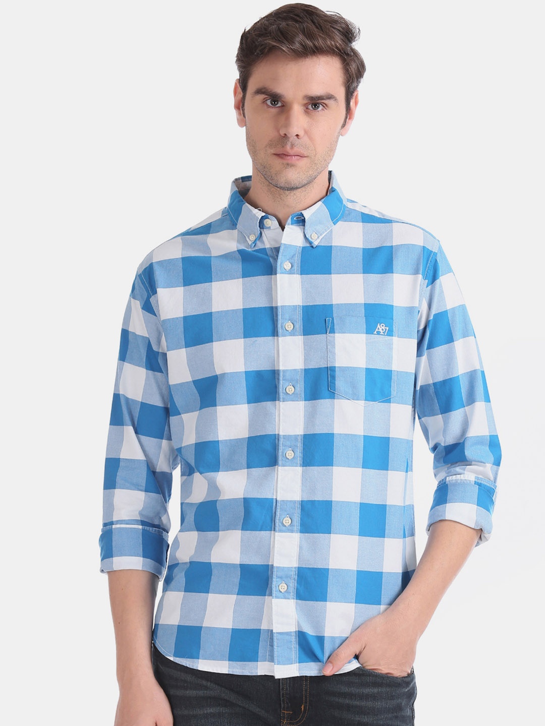 

Aeropostale Men Blue & White Regular Fit Checked Casual Shirt