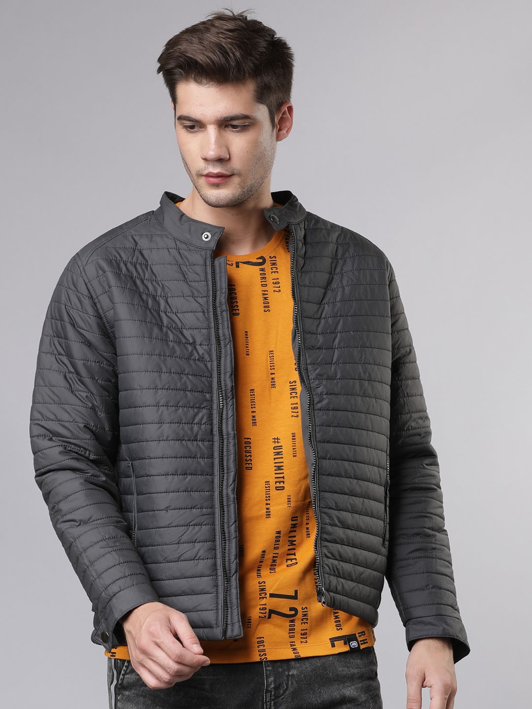 

HIGHLANDER Men Grey Solid Padded Jacket