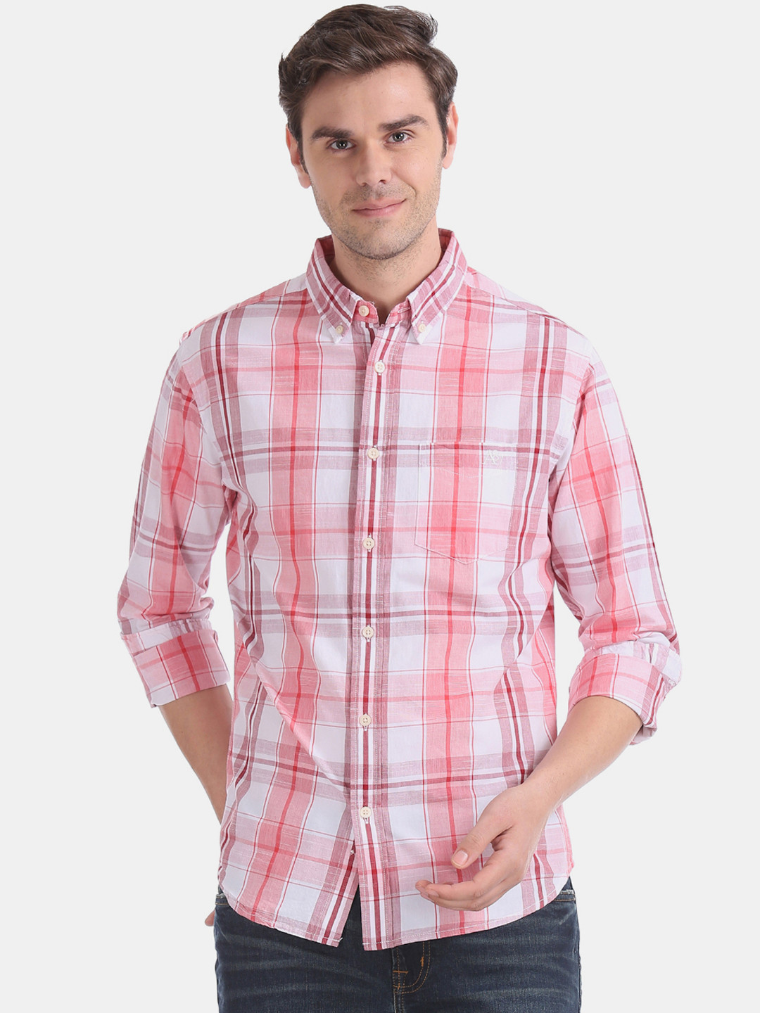 

Aeropostale Men Pink & White Regular Fit Checked Casual Shirt