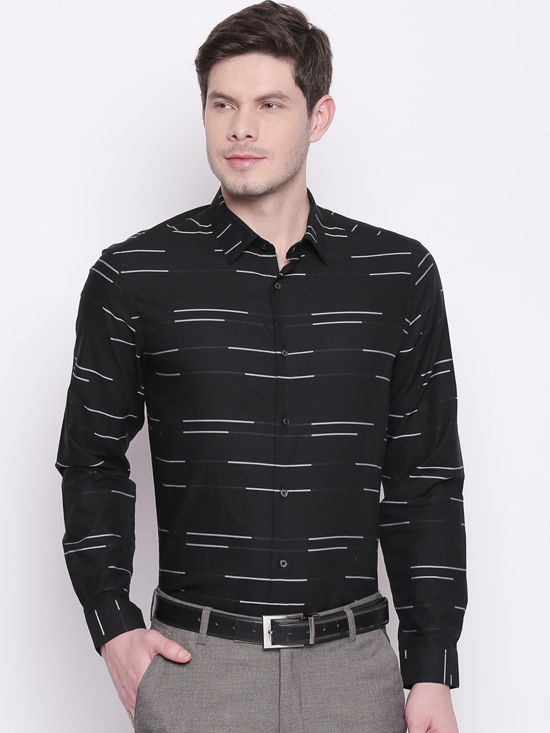 

RICHARD PARKER by Pantaloons Men Black & White Slim Fit Striped Party Shirt