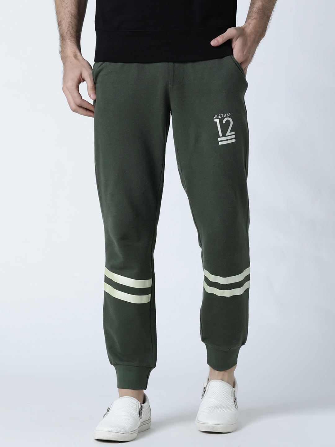 Huetrap Men Olive Green Solid Straight Fit Joggers