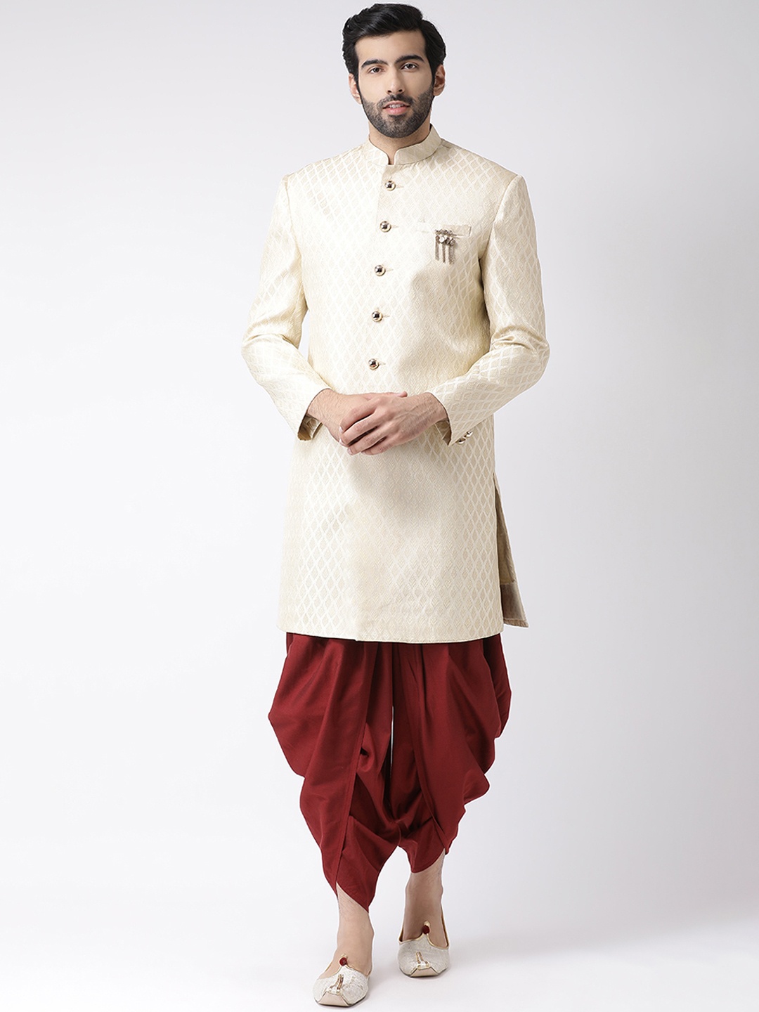 

KISAH Men Off-White & Maroon Woven Design Indowestern Sherwani