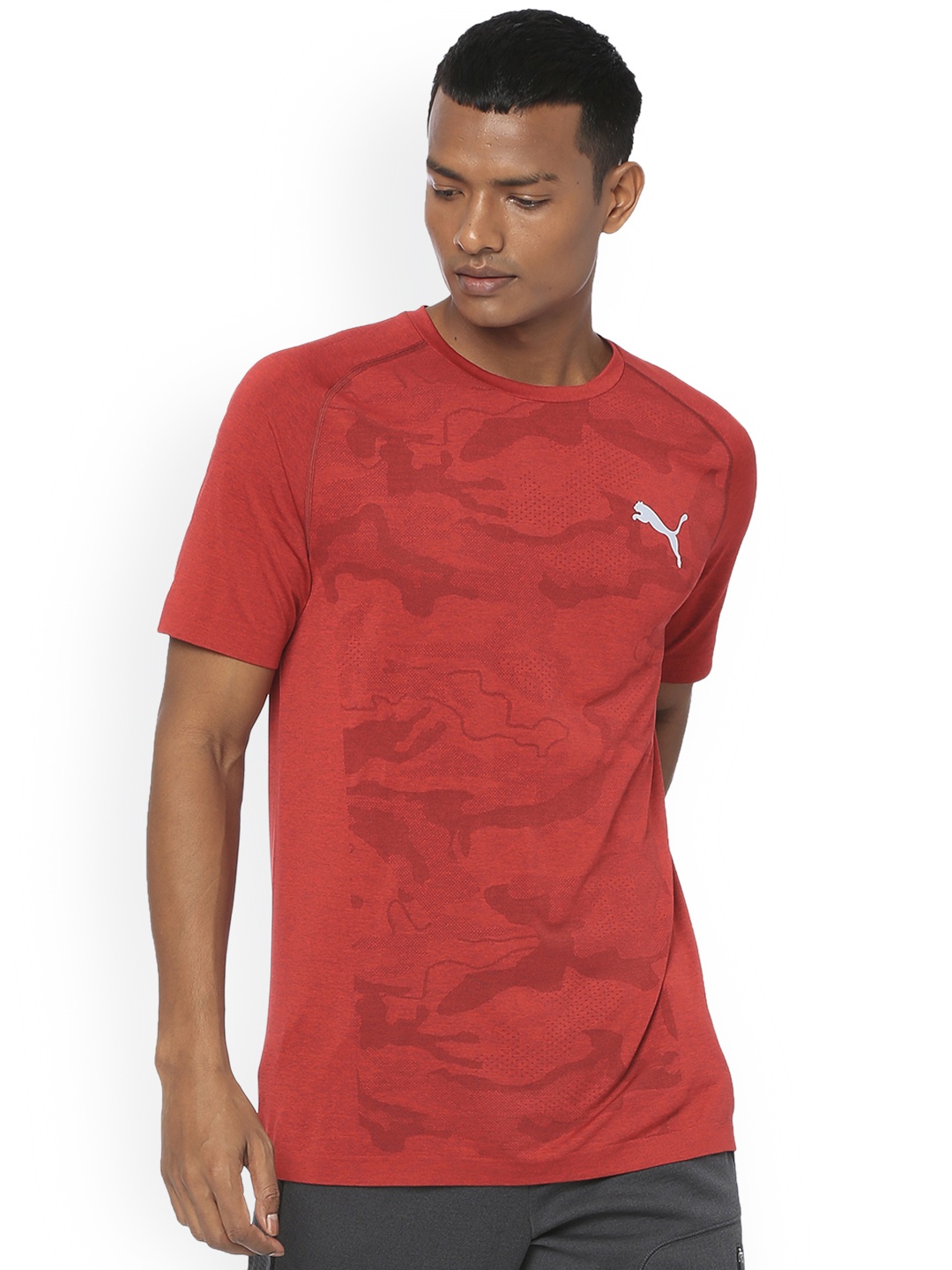 

Puma Men Red Printed Round Neck Evostripe Seemless T-shirt