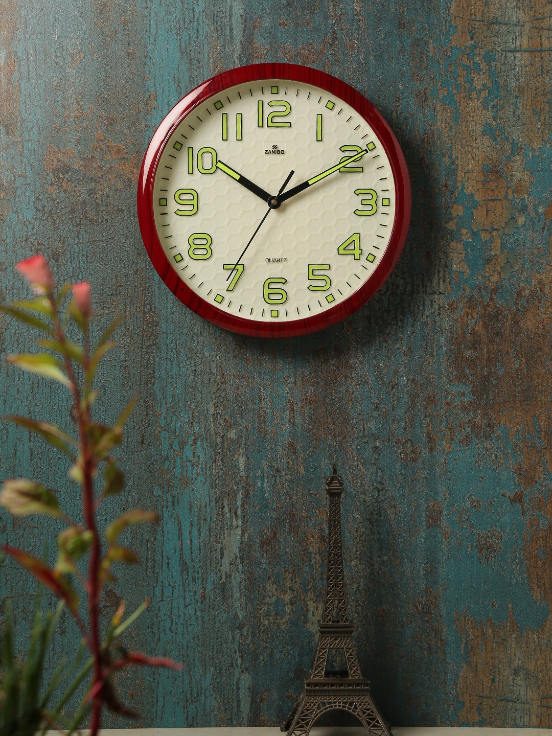 

ZANIBO Cream-Coloured Round Solid Analogue Wall Clock