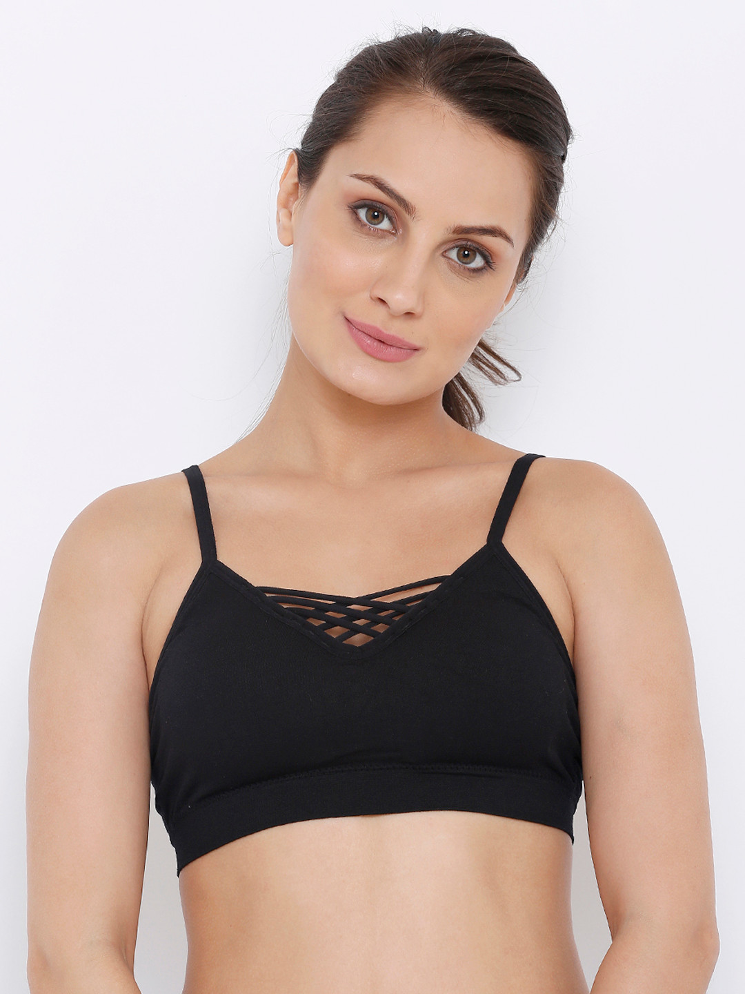 

Pretty Awesome Black Solid Non-Wired Lightly Padded Everyday Bra