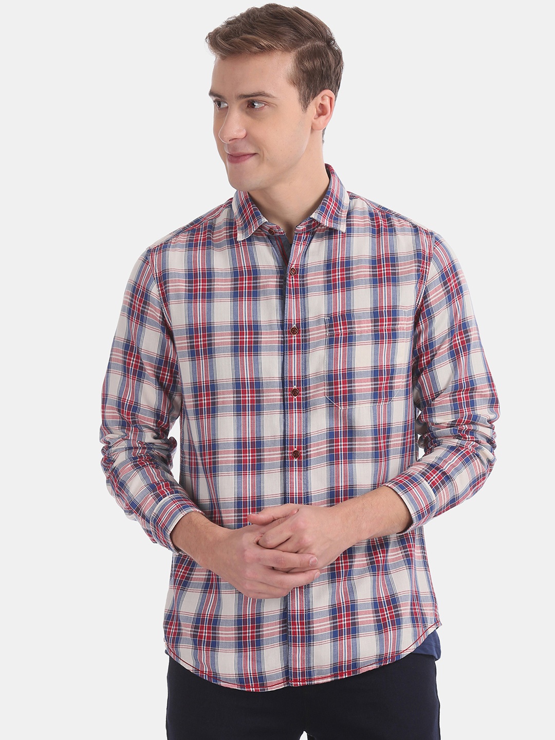 

RUF & TUF Men Blue & Cream-Coloured Regular Fit Checked Casual Shirt