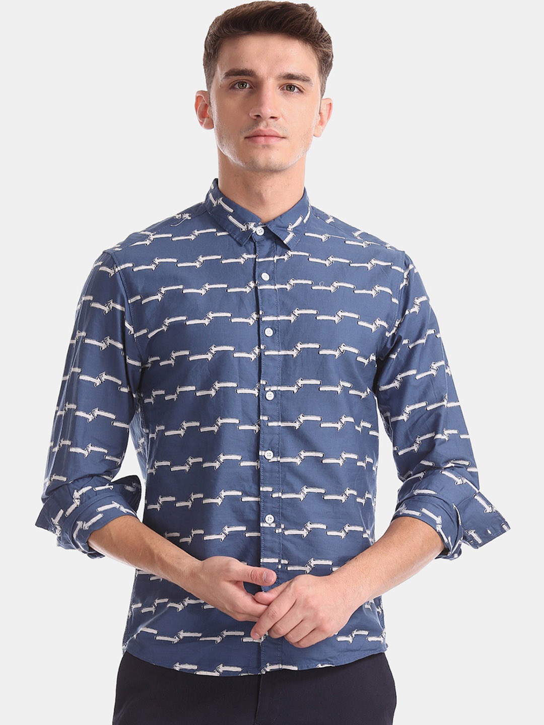 

Colt Men Blue Regular Fit Printed Casual Shirt