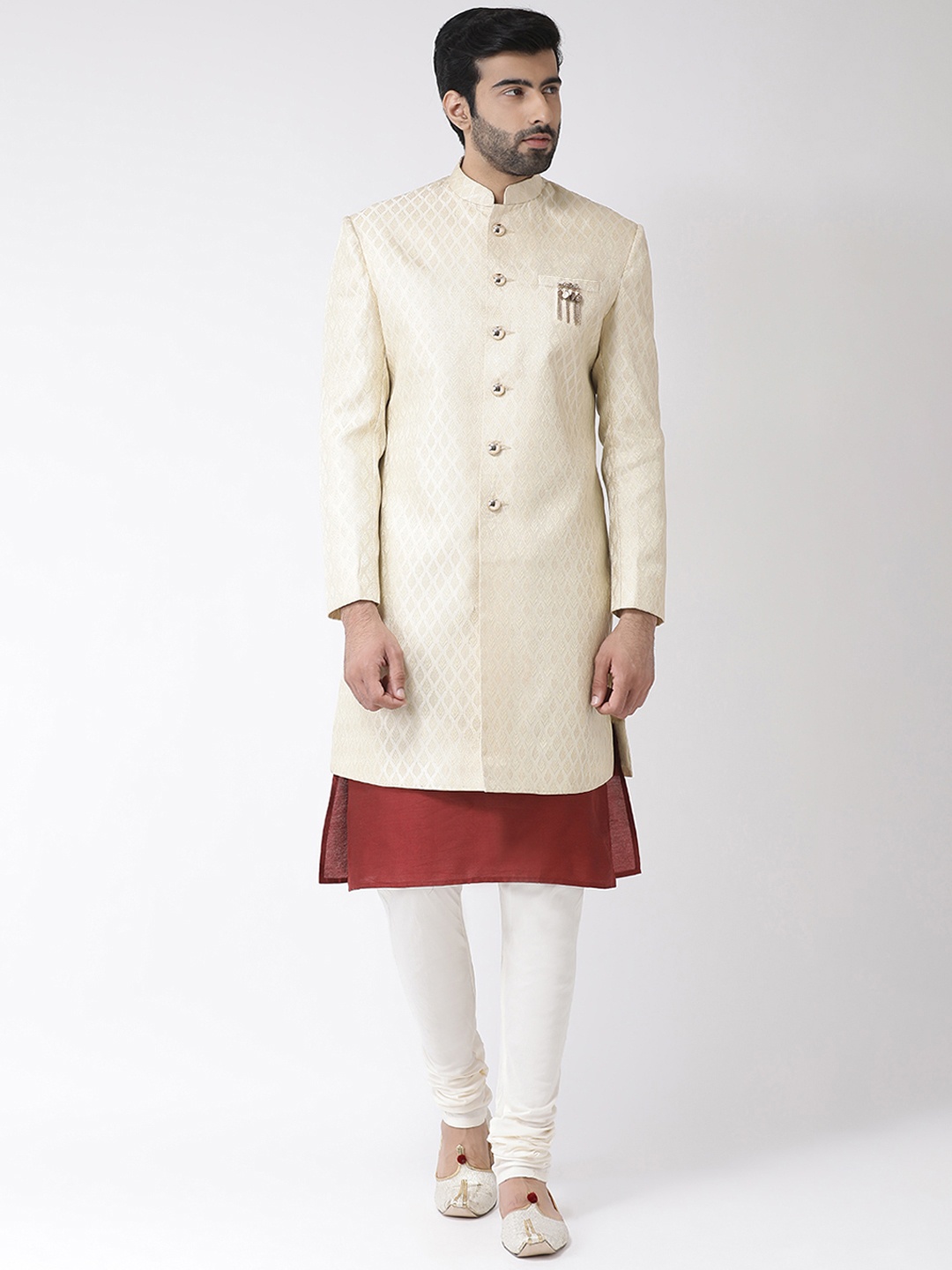 

KISAH Men Cream Coloured & Maroon Self-Design Sherwani Set