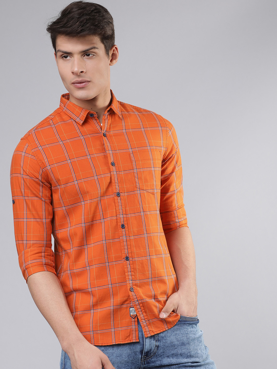 

LOCOMOTIVE Men Orange & White Slim Fit Checked Casual Shirt