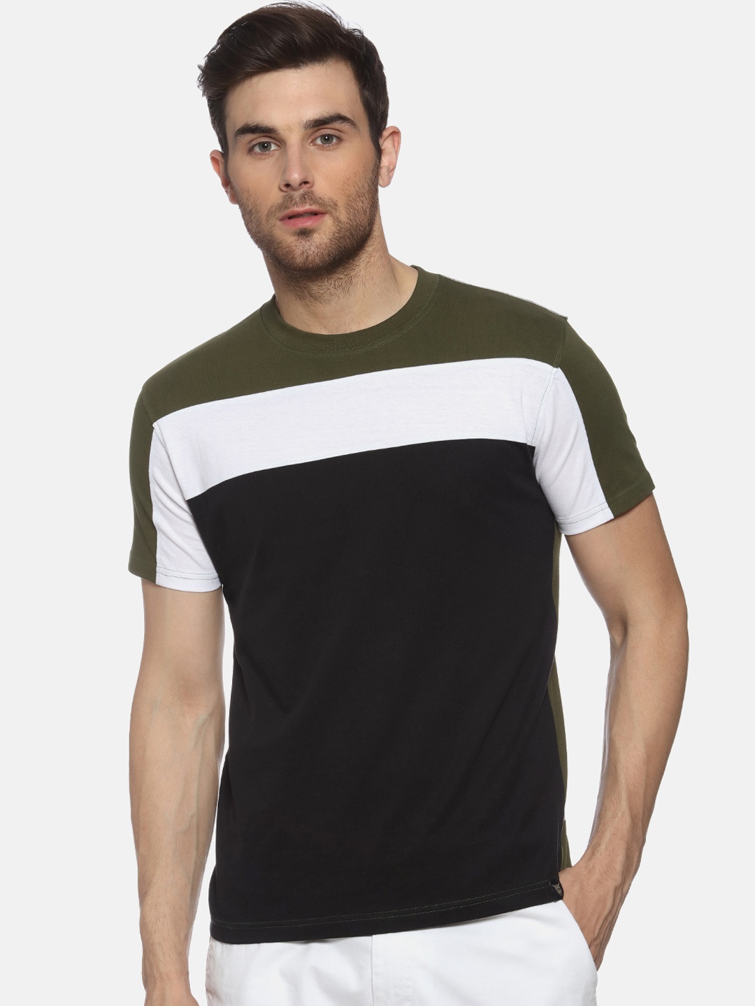 

YAK YAK Men Black Colourblocked Round Neck Pure Cotton T-shirt