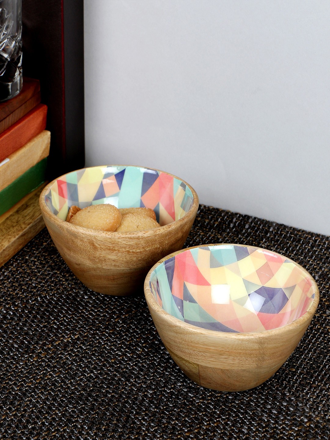 

VarEesha Multicoloured 2-Pieces Printed Wood Serving Bowls Set, Multi