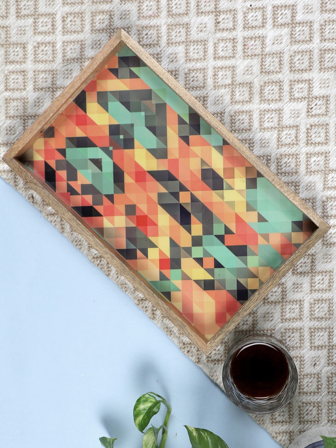 

VarEesha Yellow & Blue Mosaic Printed Mango Wood Rectangular Serving Tray