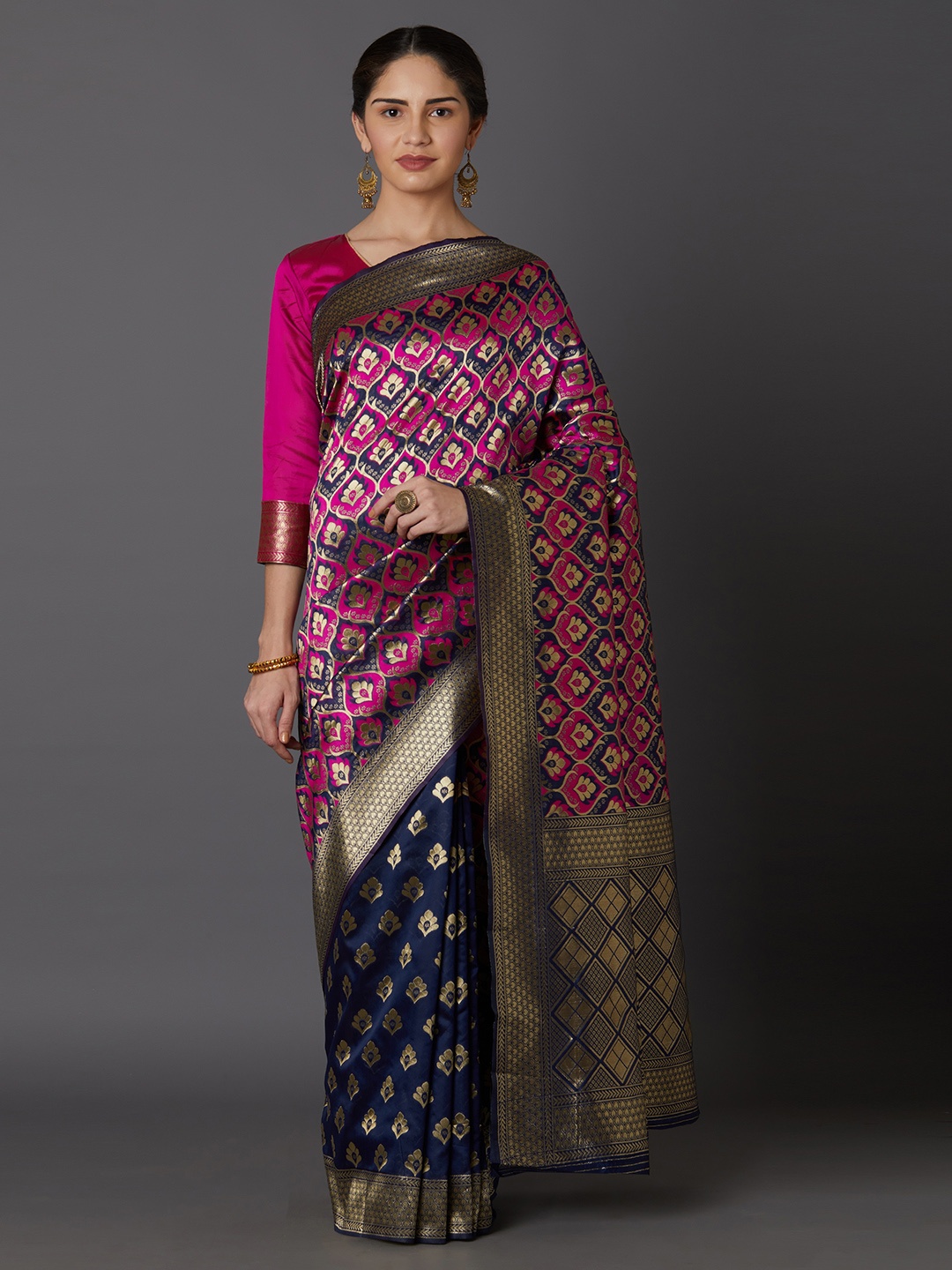 

Mitera Pink & Gold-Toned Silk Blend Woven Design Kanjeevaram Saree