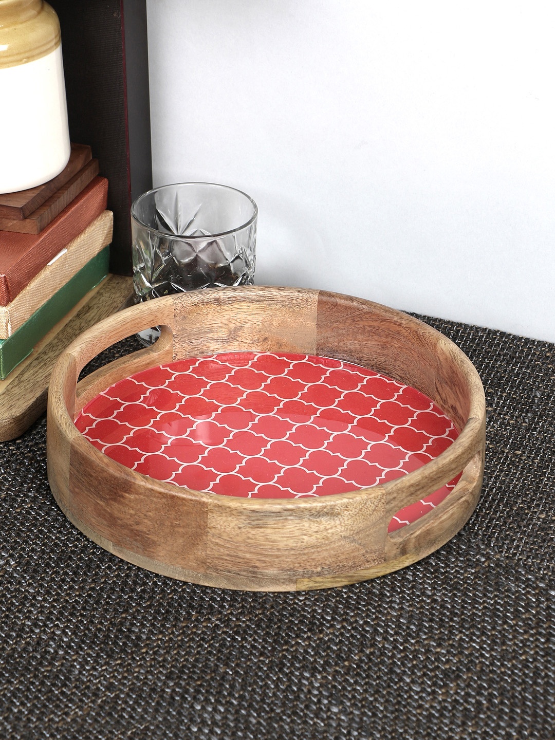 

VarEesha Brown & Red Moroccan Print Mango Wood Circular Tray