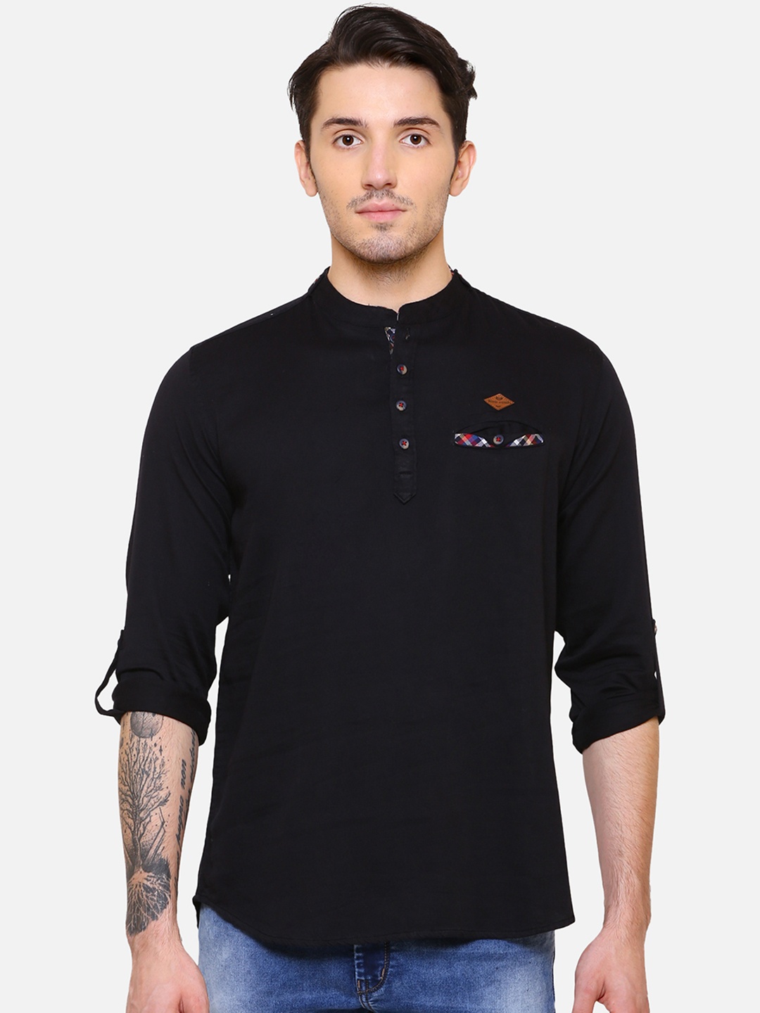 

Kuons Avenue Men Black Solid Straight Kurta