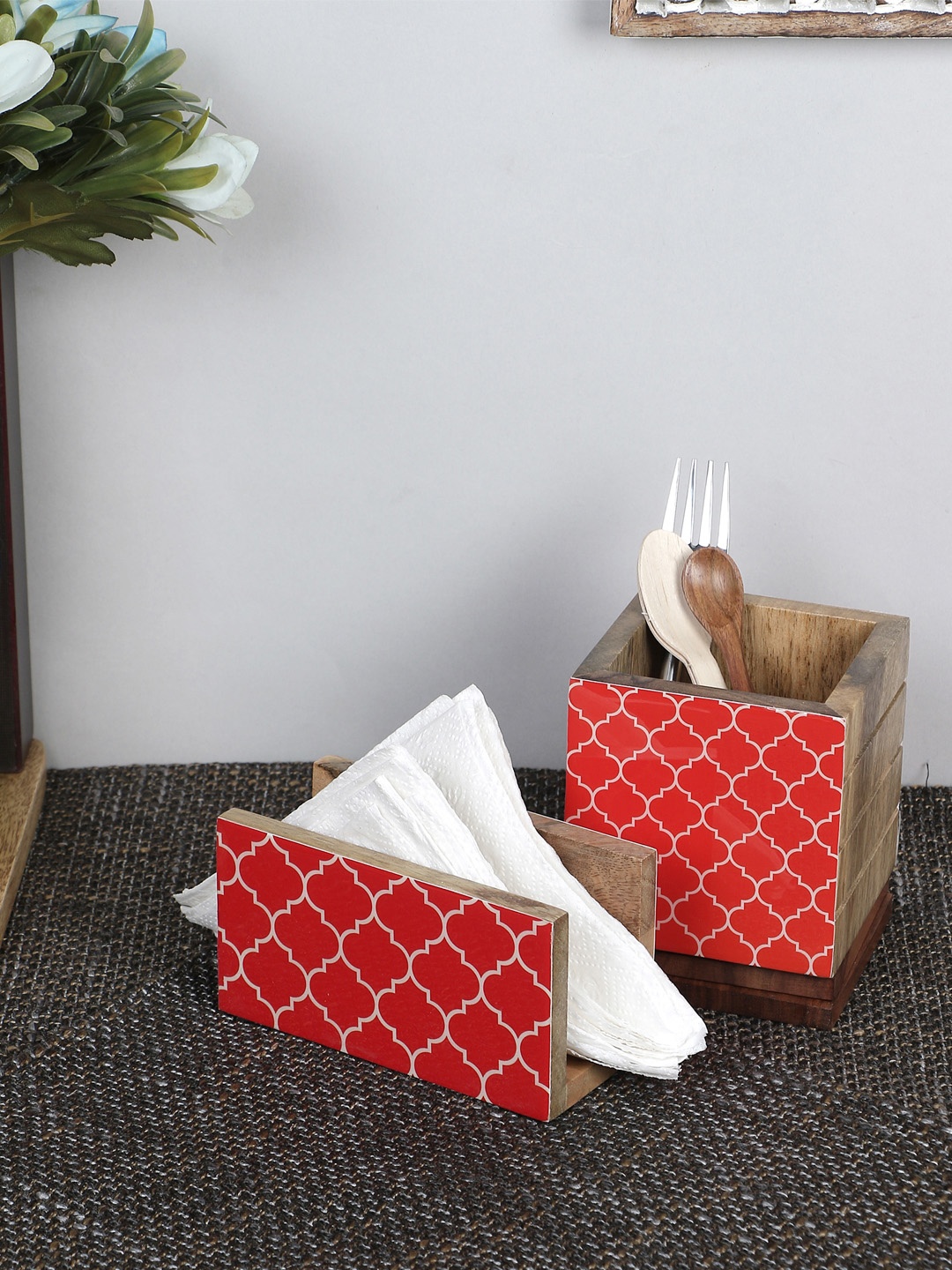 

VarEesha Red Hand Painted Mango Wood Tissue & Cutlery Holder Set