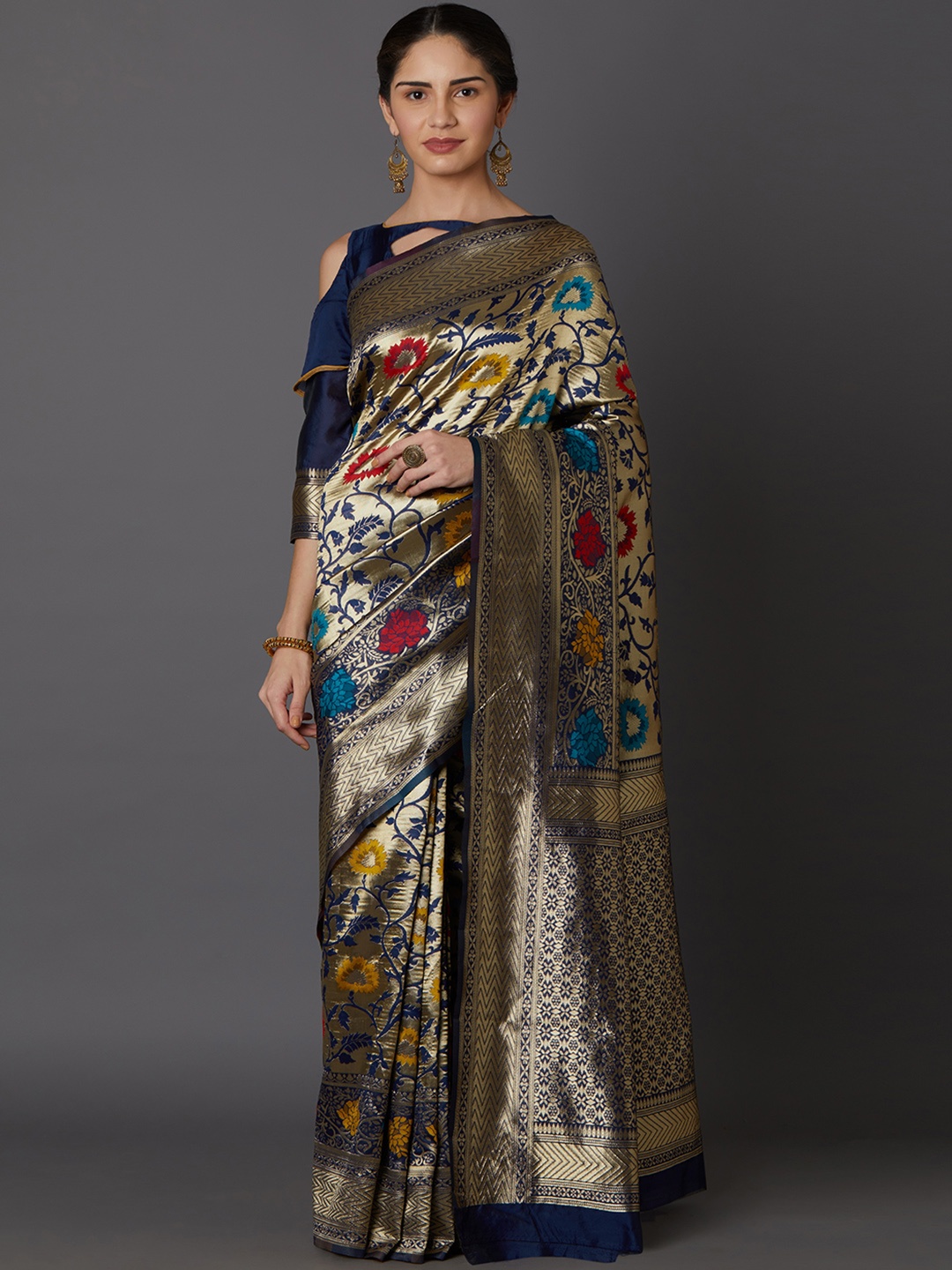 

Mitera Navy Blue & Gold-Toned Silk Blend Woven Design Kanjeevaram Saree
