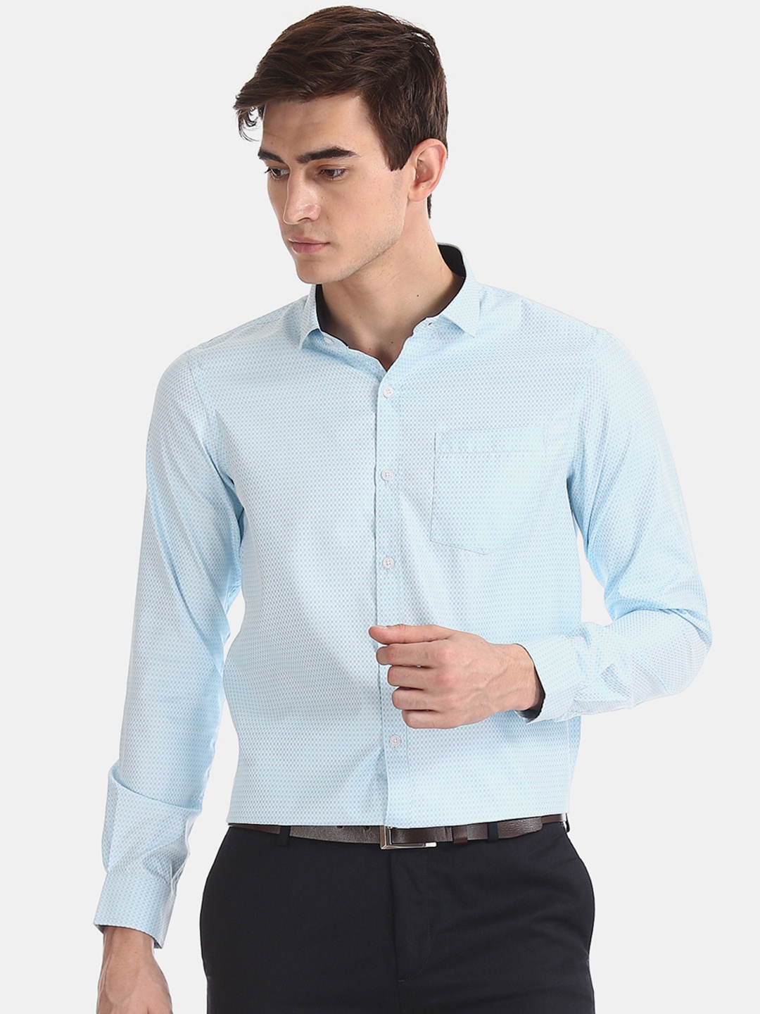 

Excalibur Men Turquoise Blue Regular Fit Printed Formal Shirt