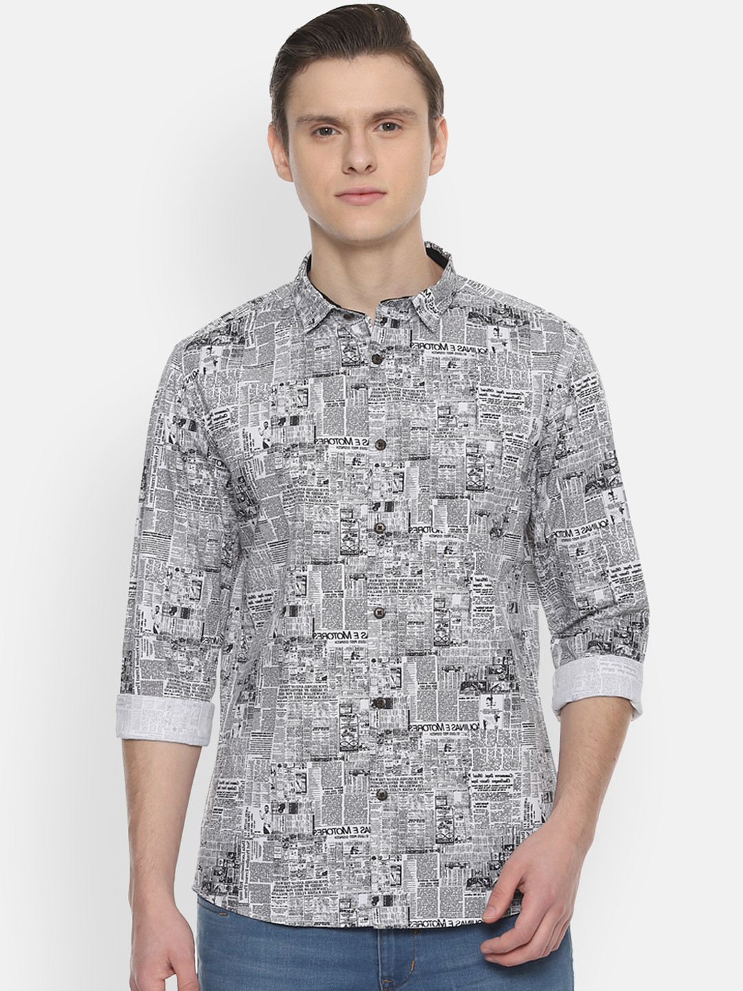 

People Men White & Black Regular Fit Printed Casual Shirt