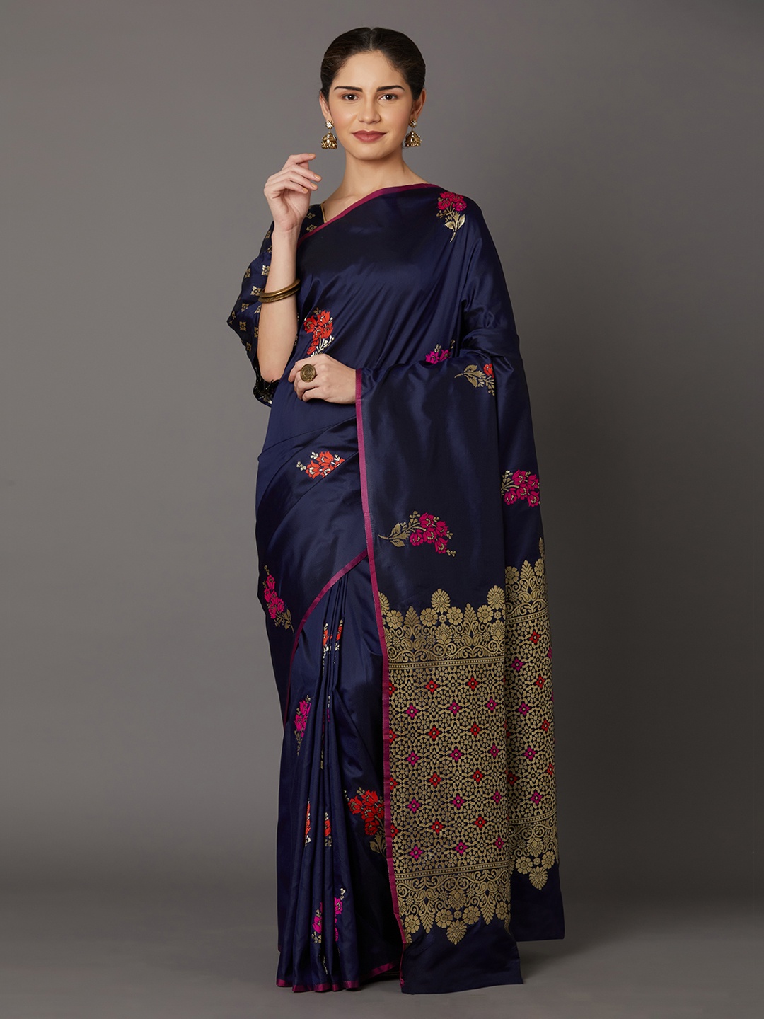 

Mitera Navy Blue & Gold-Toned Silk Blend Woven Design Kanjeevaram Saree