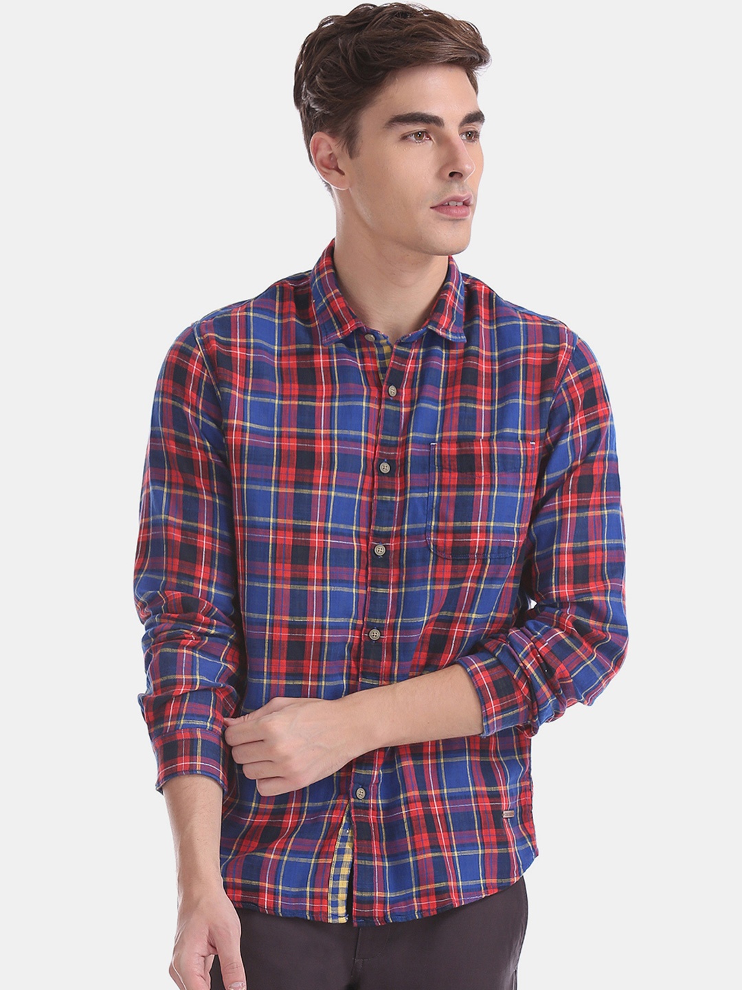 

Cherokee Men Red & Blue Regular Fit Checked Casual Shirt