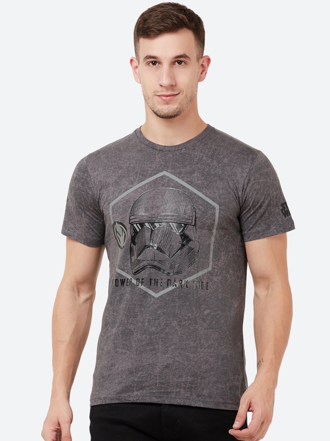

Free Authority Men Brown Star Wars Printed T-shirt