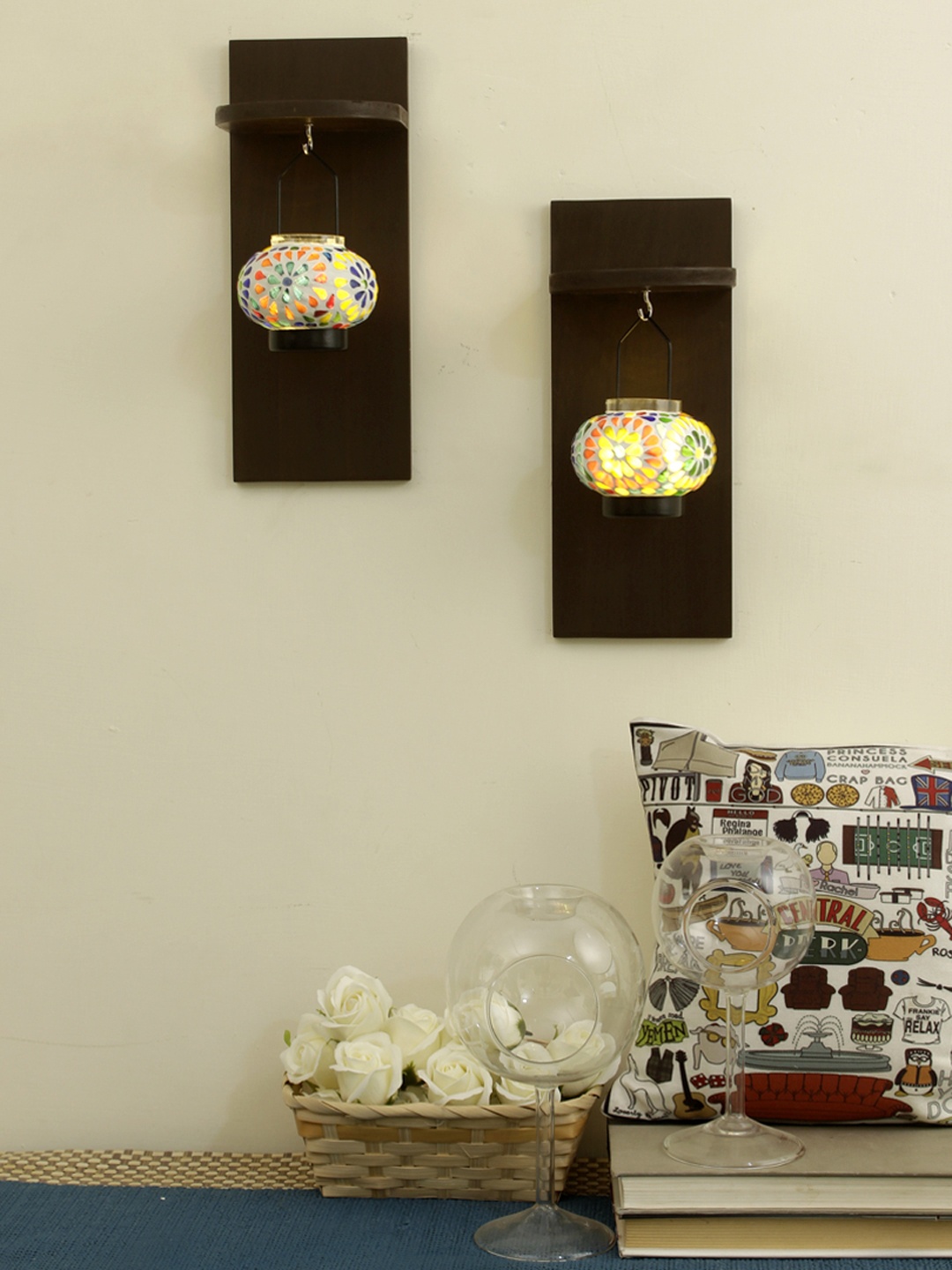 

TIED RIBBONS Set of 2 Brown & Yellow Wall Shelf With Candle Holder