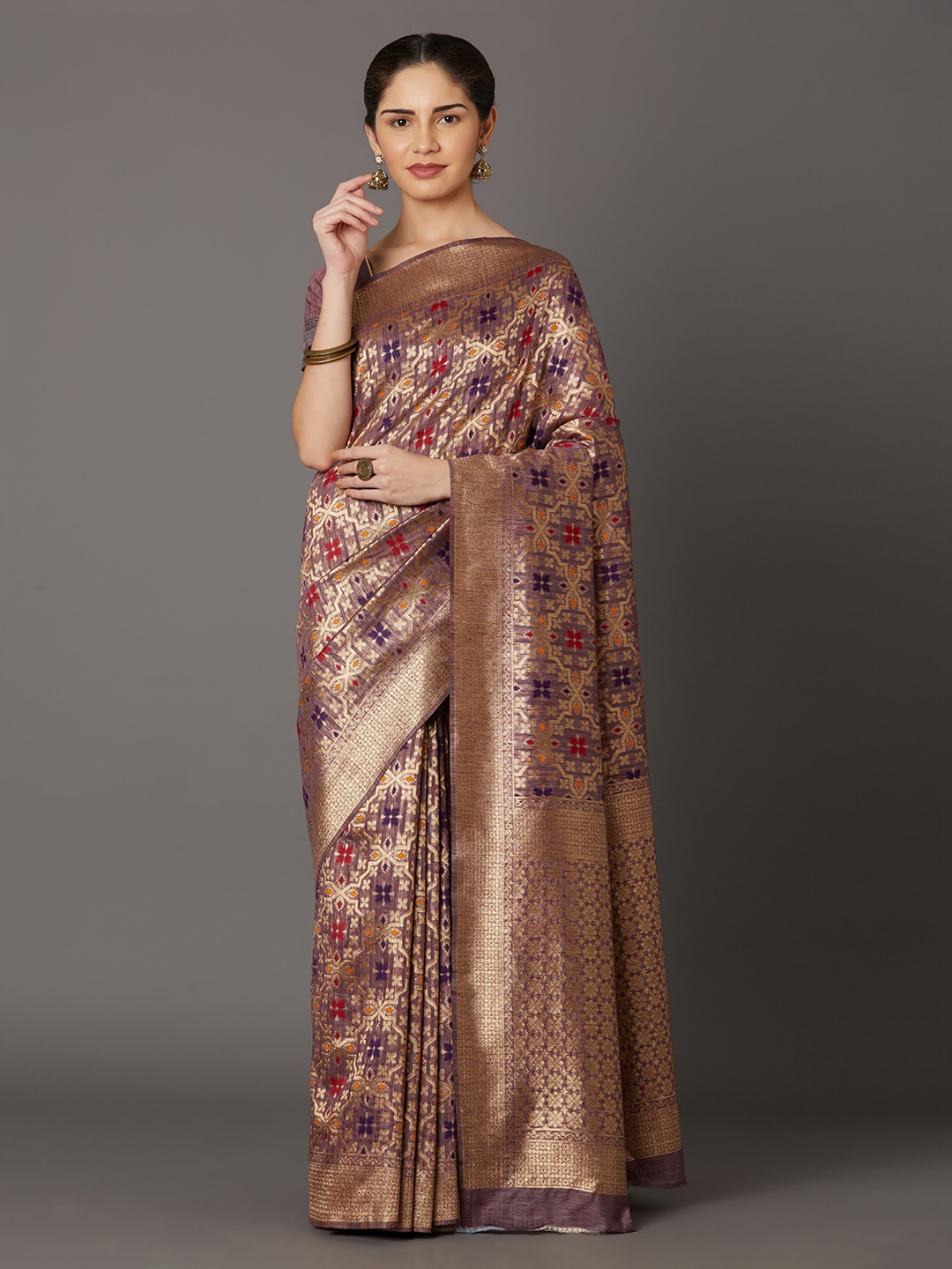 

Mitera Peach-Coloured Silk Blend Woven Design Kanjeevaram Saree