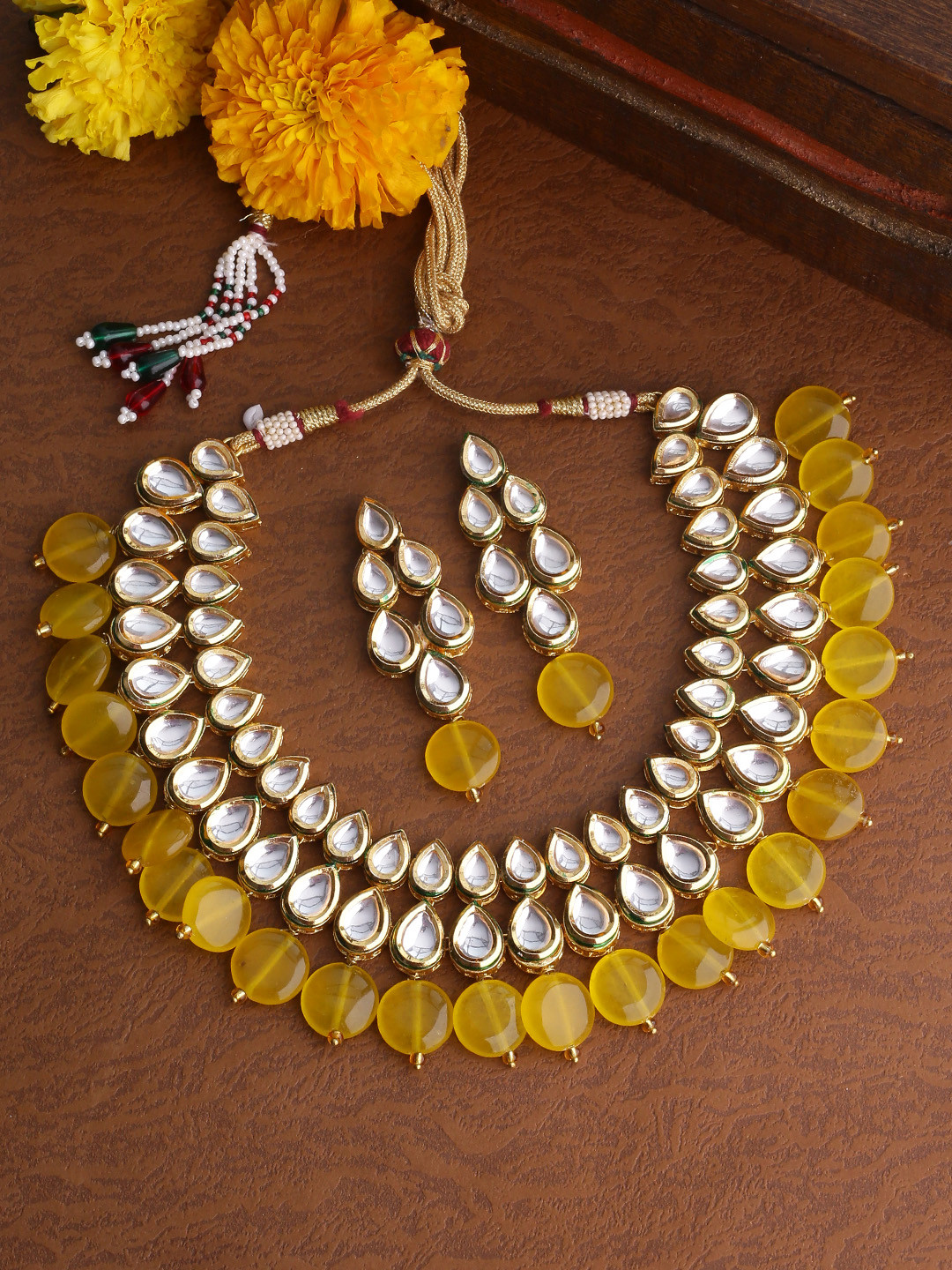 

Shoshaa Gold-Plated & Yellow Beaded Kundan Jewellery Set