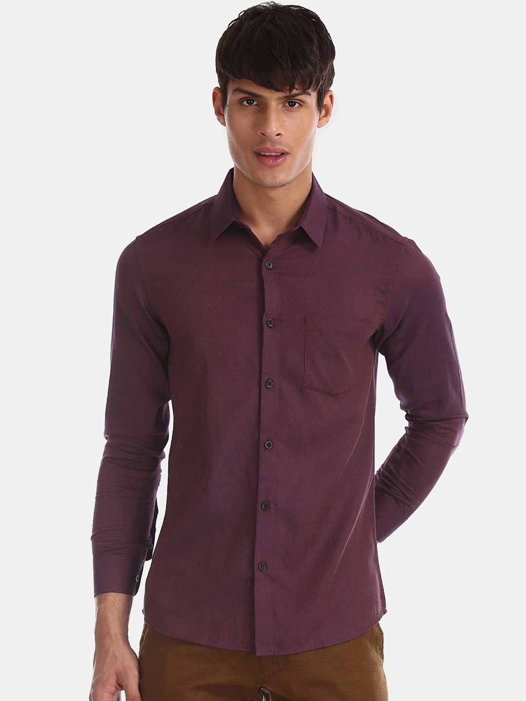 

Excalibur Men Maroon Skinny Fit Solid Formal Shirt