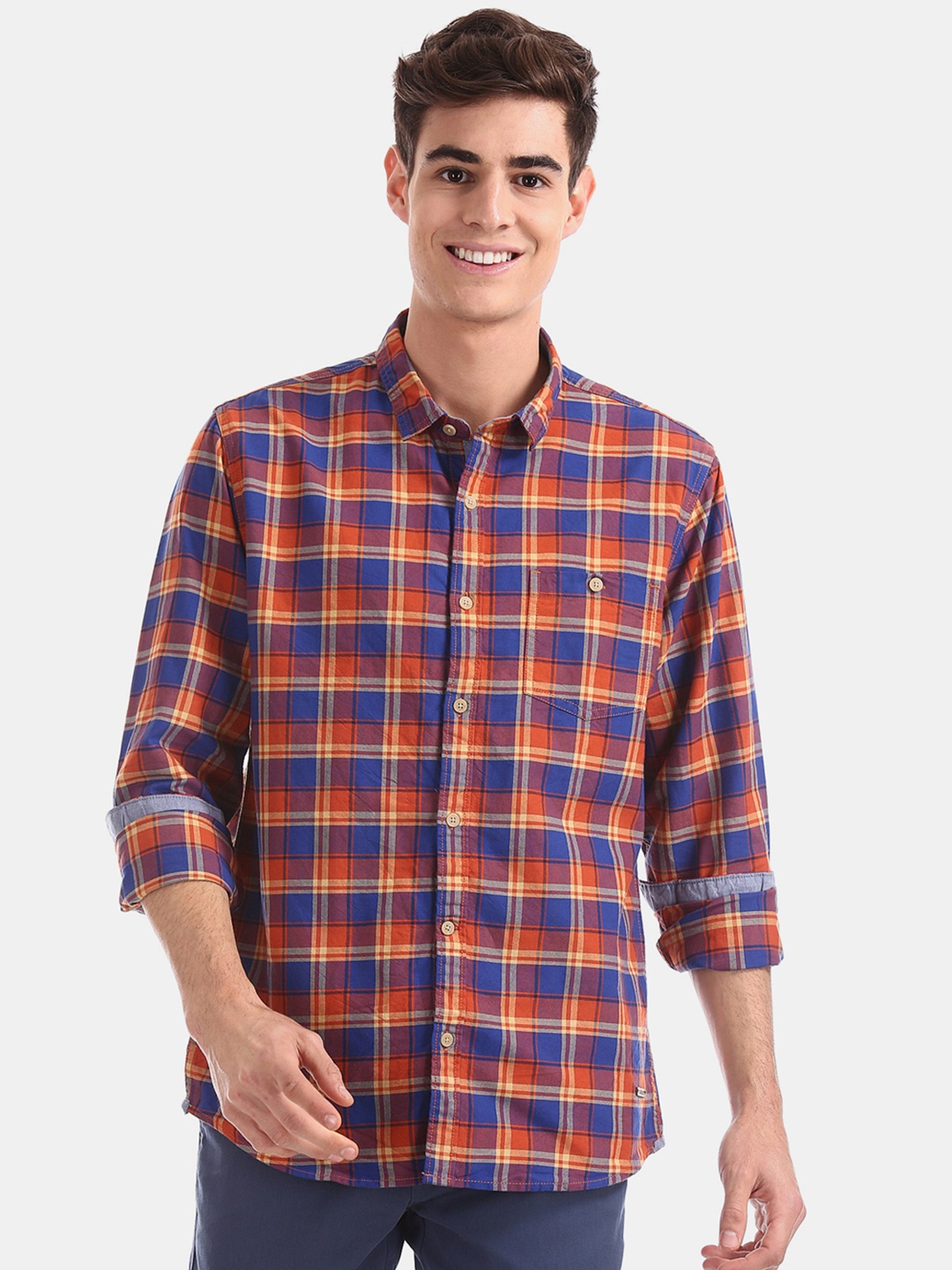 

Cherokee Men Orange & Navy Blue Regular Fit Checked Casual Shirt