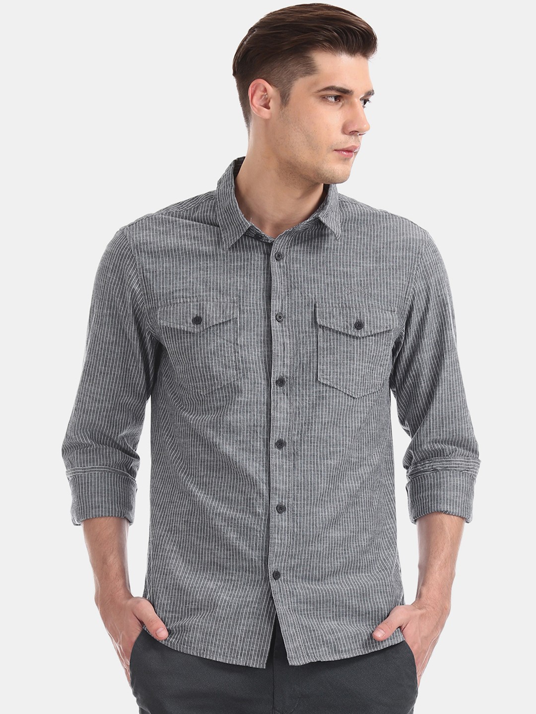 

Cherokee Men Grey & Off-White Regular Fit Striped Casual Shirt