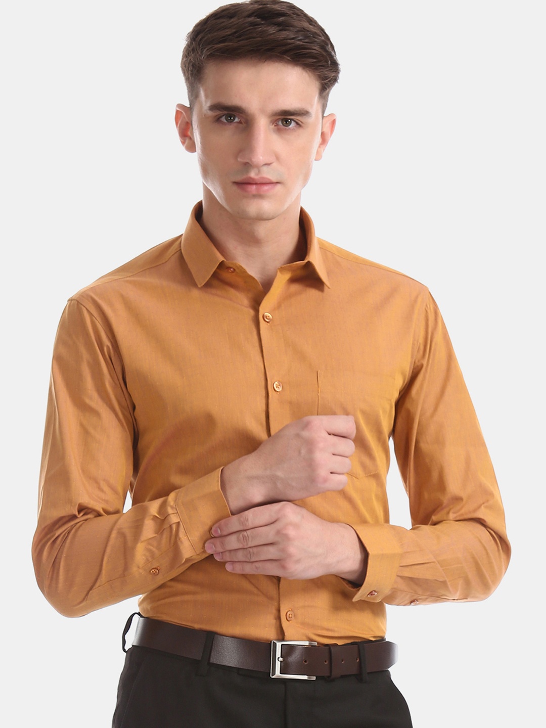 

Excalibur Men Orange Skinny Fit Solid Formal Shirt