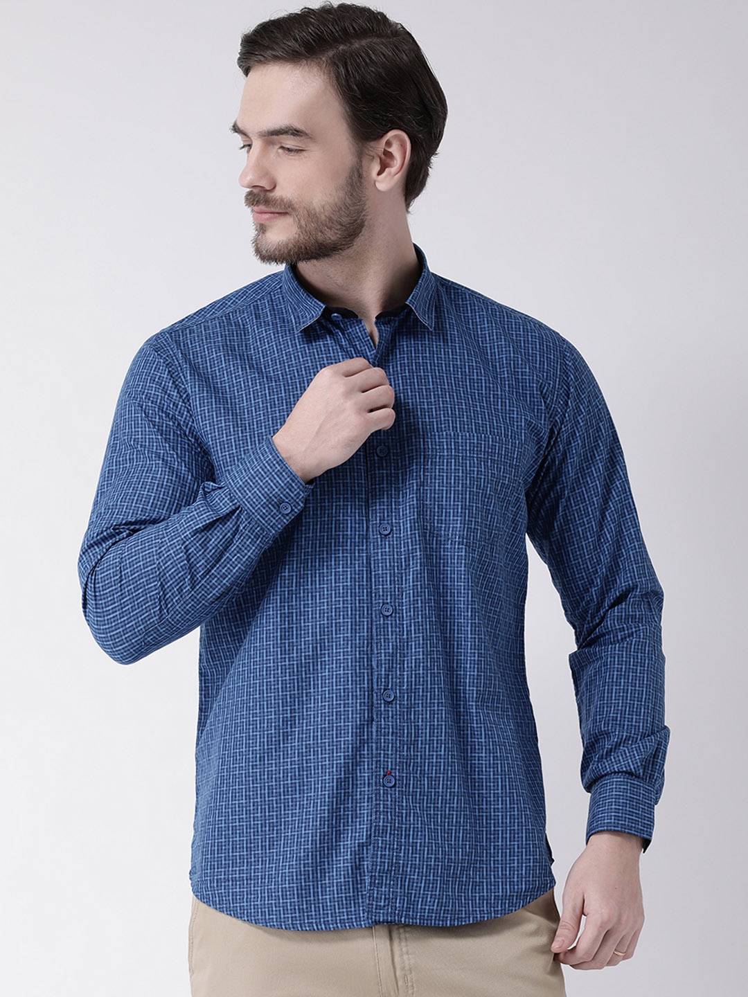 

COBB Men Blue Slim Fit Checked Casual Shirt