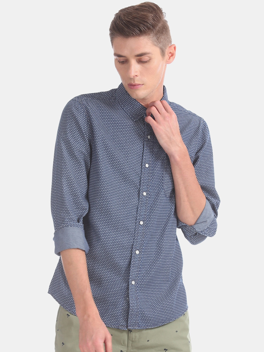 Cherokee Men Blue & Off-White Regular Fit Printed Casual Shirt