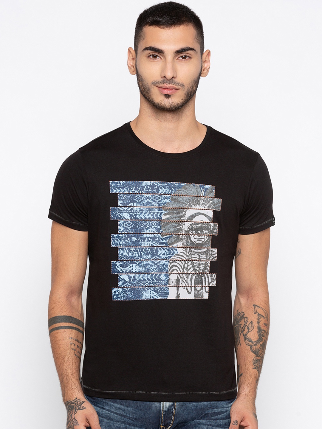 

SPYKAR Men Black & Blue Printed Round Neck T-shirt