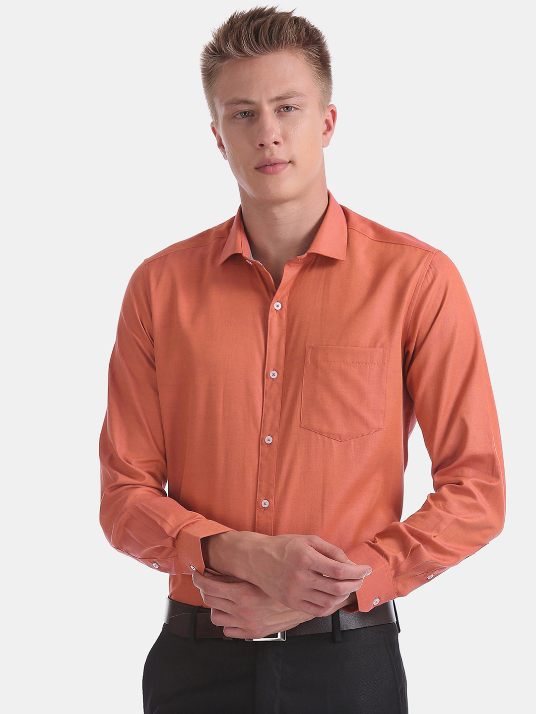 

Excalibur Men Orange Regular Fit Solid Formal Shirt