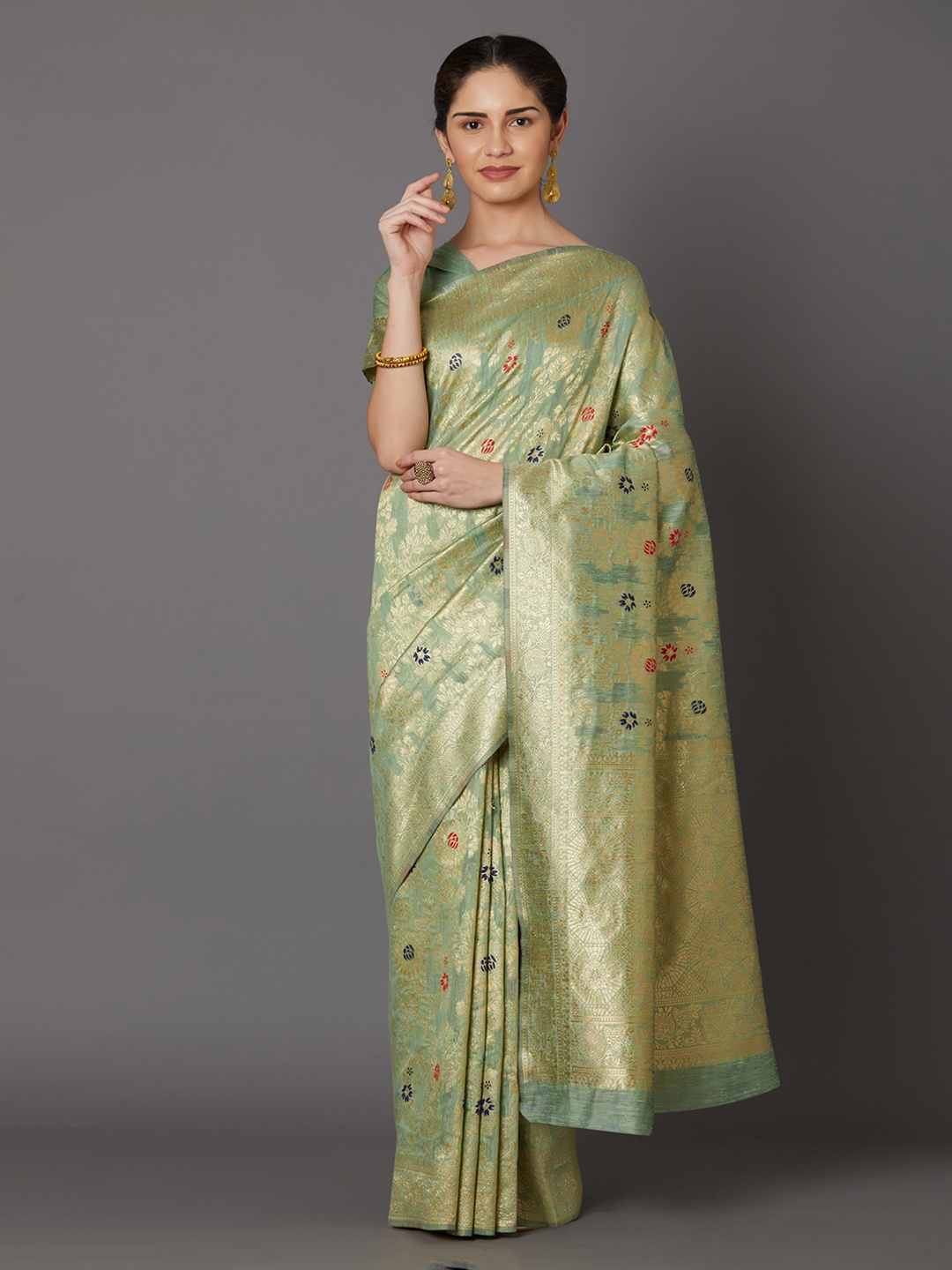

Mitera Olive Green & Gold-Coloured Silk Blend Woven Design Kanjeevaram Saree